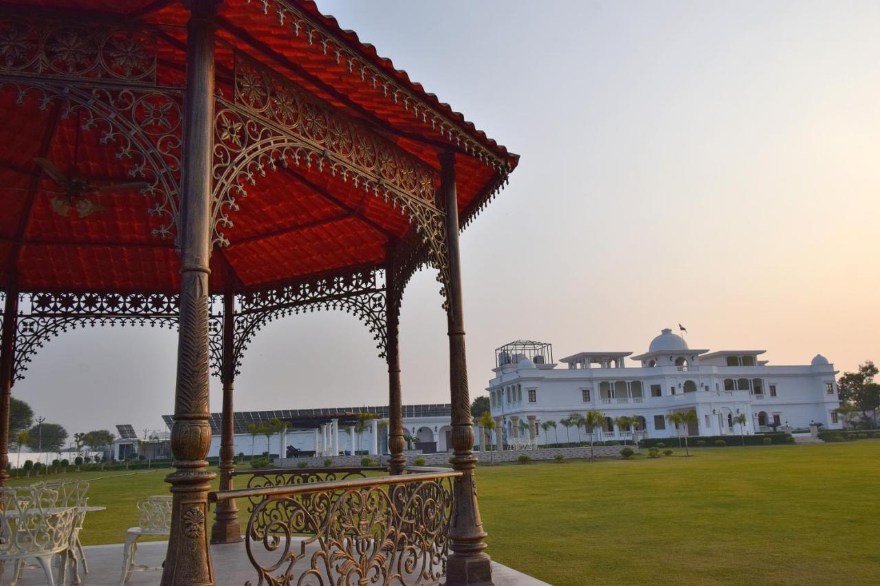 Umaid Farm Resort- A Legancy Vintage Stay In Jaipur Exterior foto