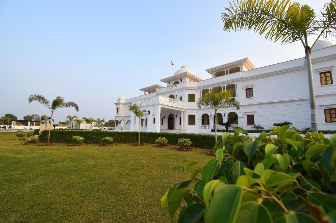 Umaid Farm Resort- A Legancy Vintage Stay In Jaipur Exterior foto